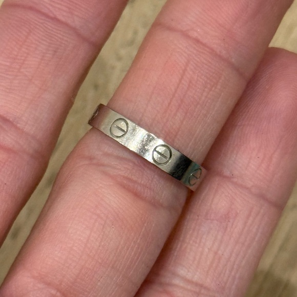 Cartier LOVE RING, SMALL MODEL 5.5 US - Picture 4 of 7